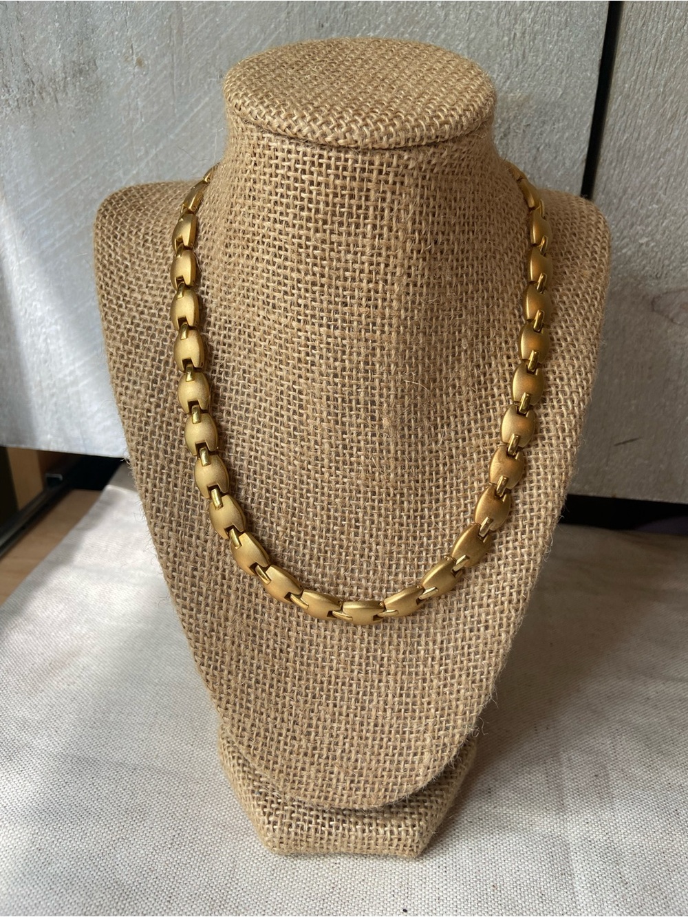 Gold Link Chain Necklace - Women's Fashion Jewelry